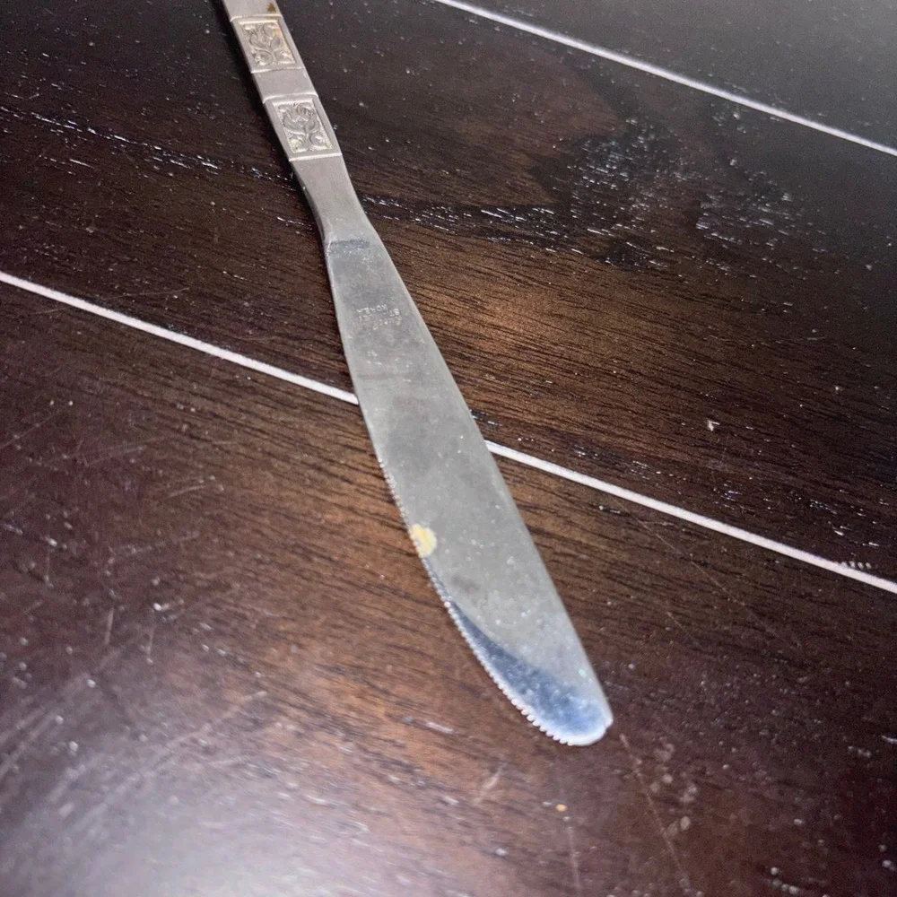 Vintage | Granada Butter Knife | Ornate‎ Handle | Stainless Steel Flatware